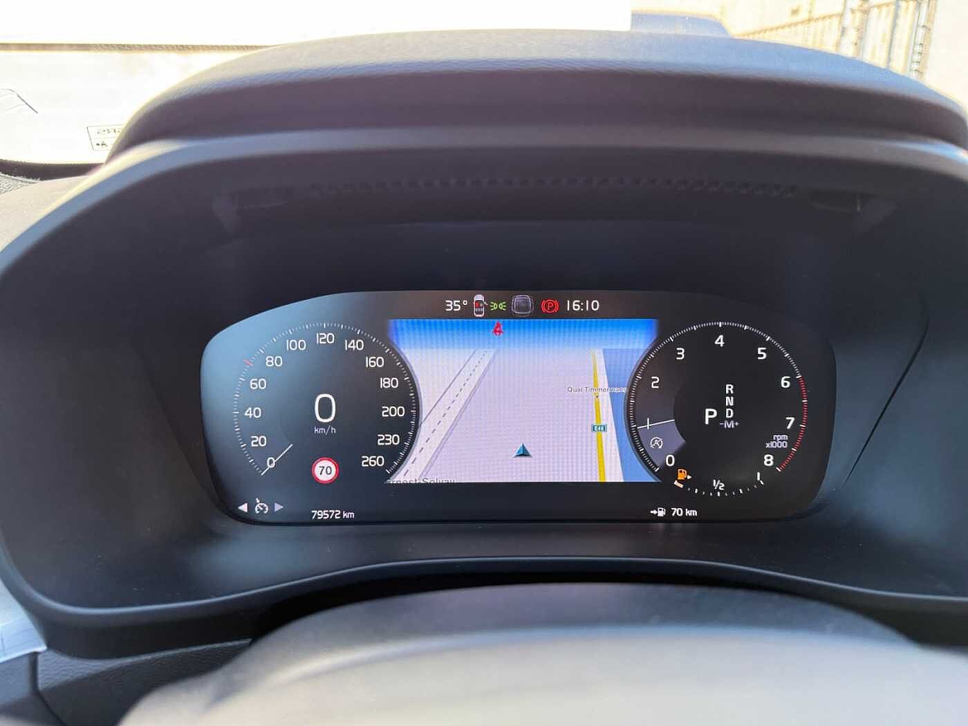 Volvo XC40 XC40 Momentum Pro, T2 (automatic)