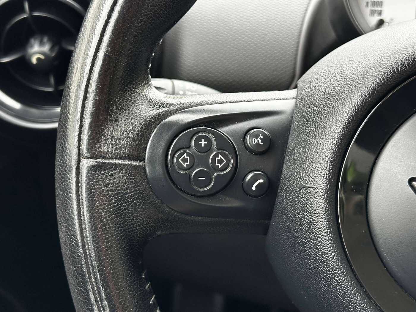 MINI Cooper D Countryman 1.6 D Cooper LED D'AMBIANCE/GPS/SENSOR/CRUISE/CLIM AUTO