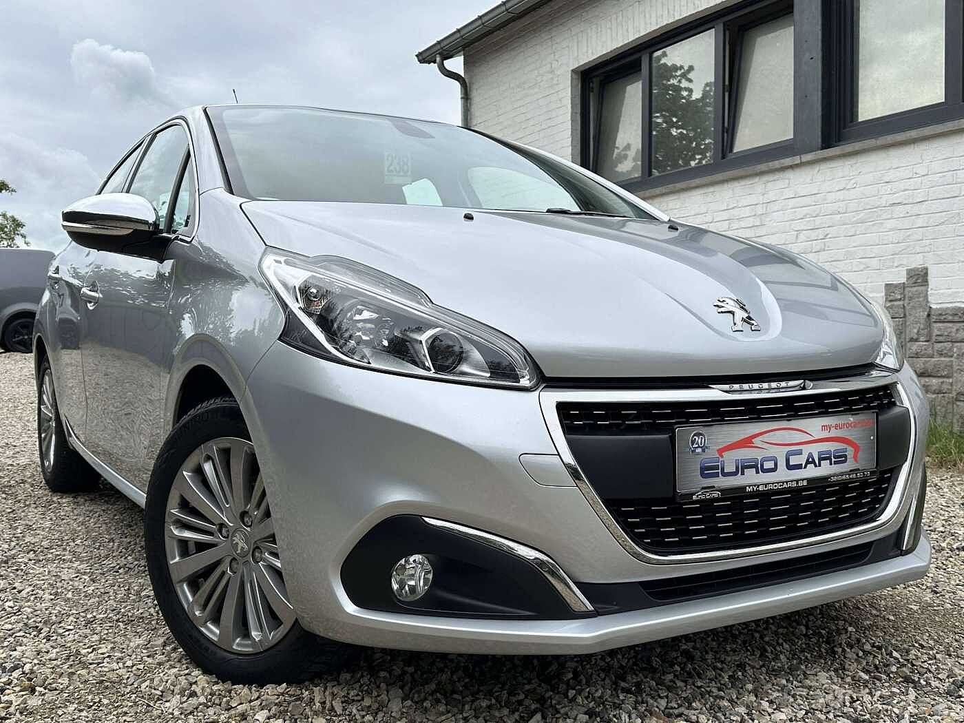 Peugeot 208 1.6 BlueHDi Allure CARPLAY/CAMERA/GPS/CRUISE/CLIM AUTO/SENSOR