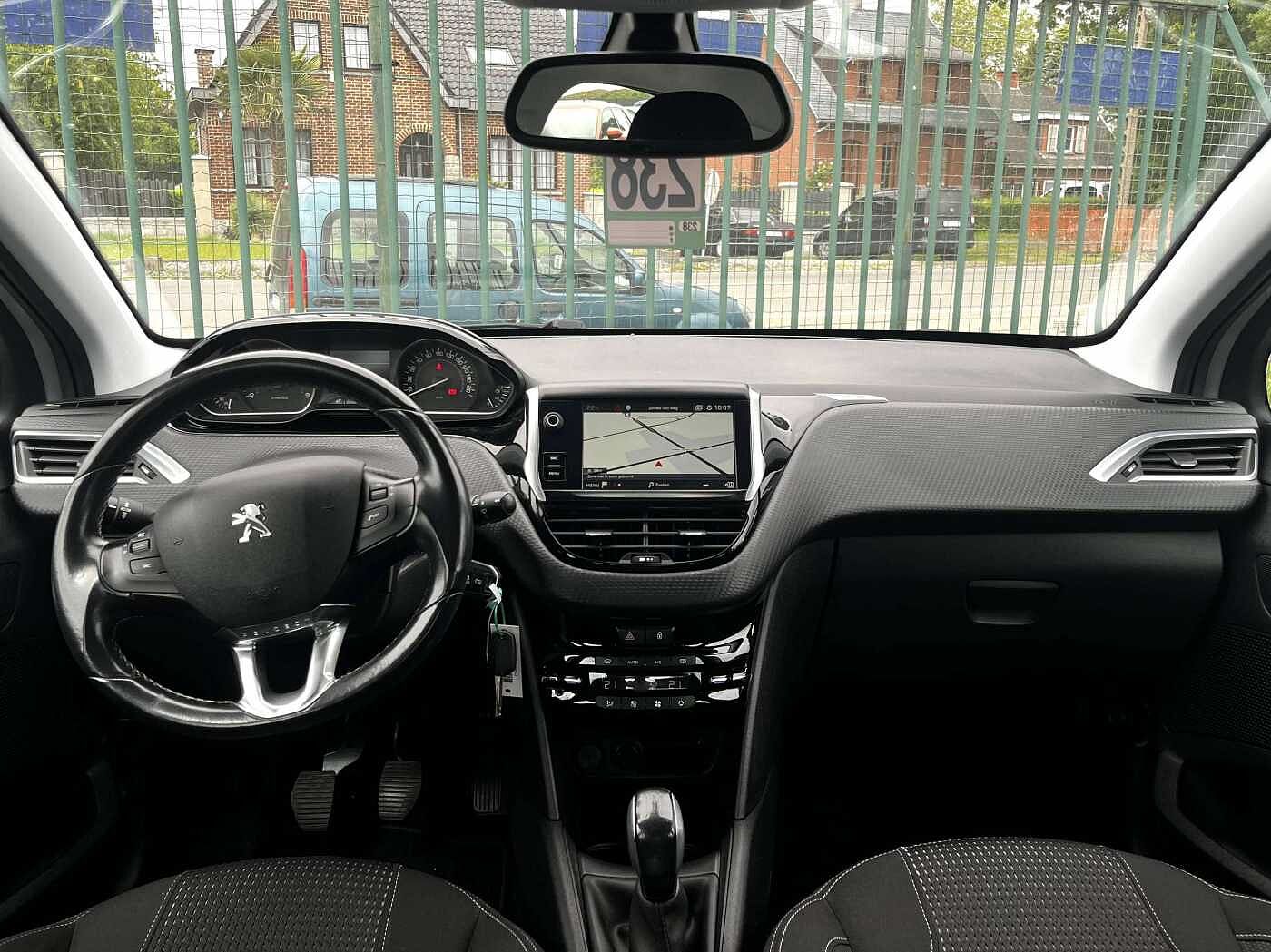 Peugeot 208 1.6 BlueHDi Allure CARPLAY/CAMERA/GPS/CRUISE/CLIM AUTO/SENSOR