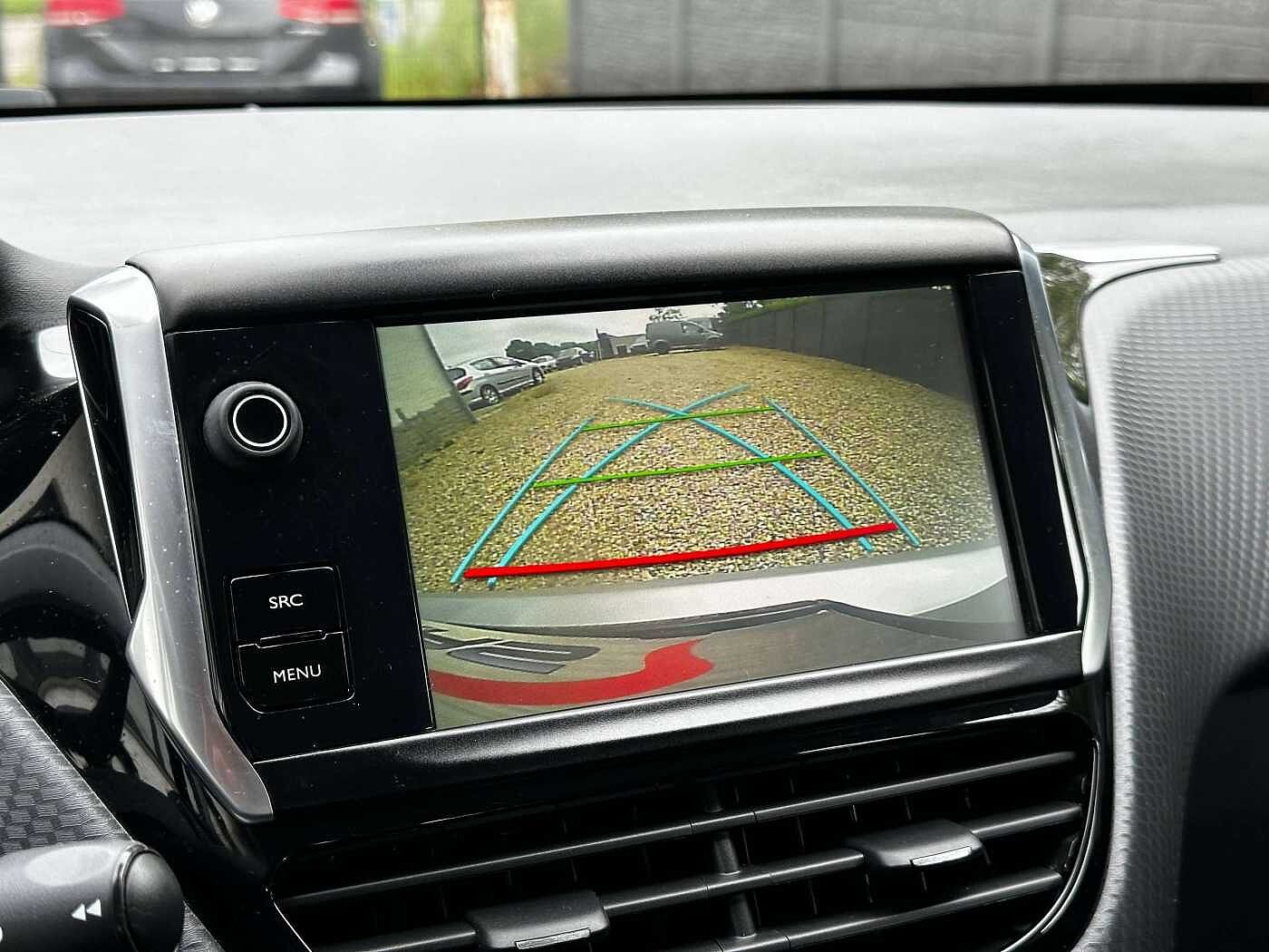 Peugeot 208 1.6 BlueHDi Allure CARPLAY/CAMERA/GPS/CRUISE/CLIM AUTO/SENSOR