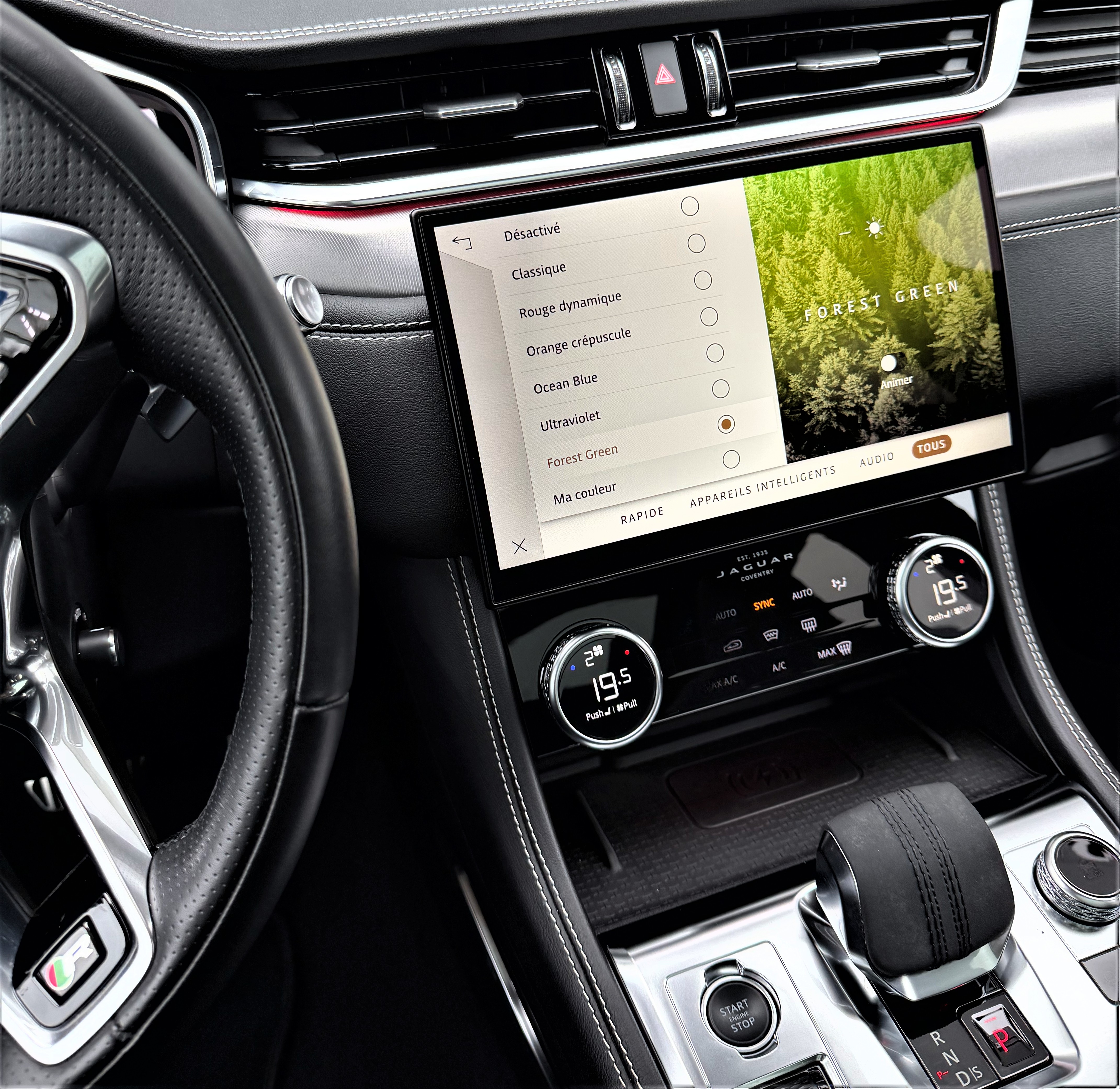 Jaguar F-pace (2) P400 4X4 R-DYNAMIC SE Full Sport Performance 1er Proprio