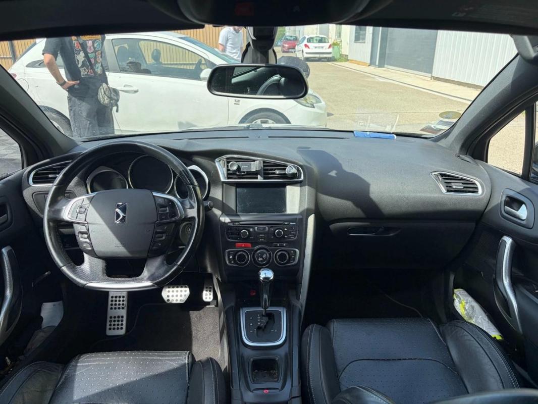 Ds 4 2.0 HDi 163 cv RIEN A PREVOIR - RADAR DE RECUL SIEGE MASSANT CLIM AUTO GPS