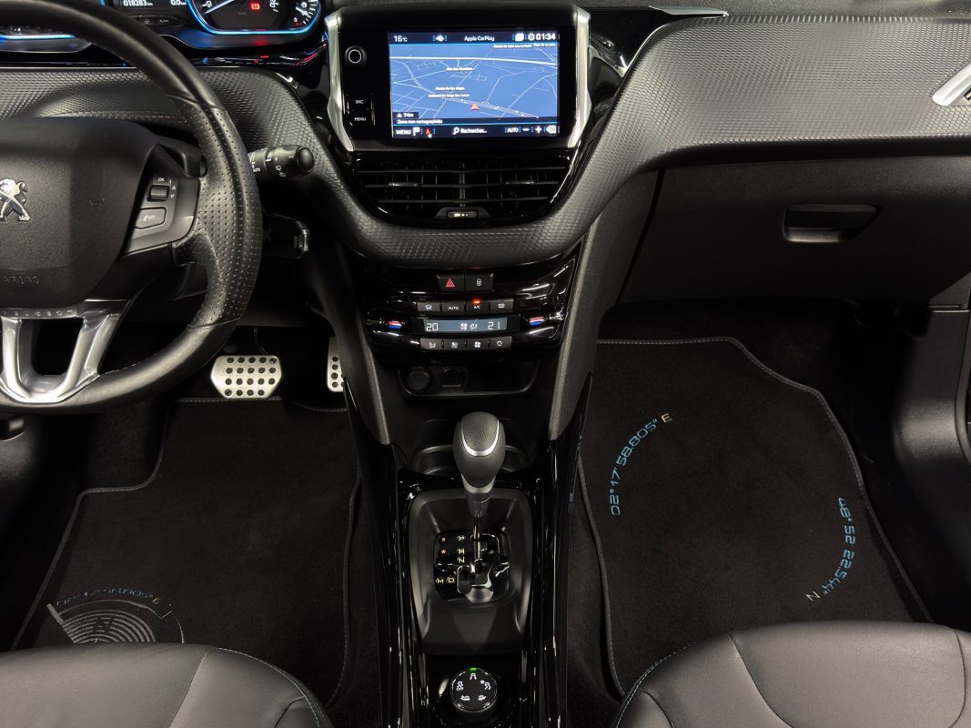 Peugeot 2008 CROSSWAY 1.2 110 Cv 18 200 Kms BOITE AUTOMATIQUE TOIT PANORAMIQUE GPS - GARANTIE 1 AN