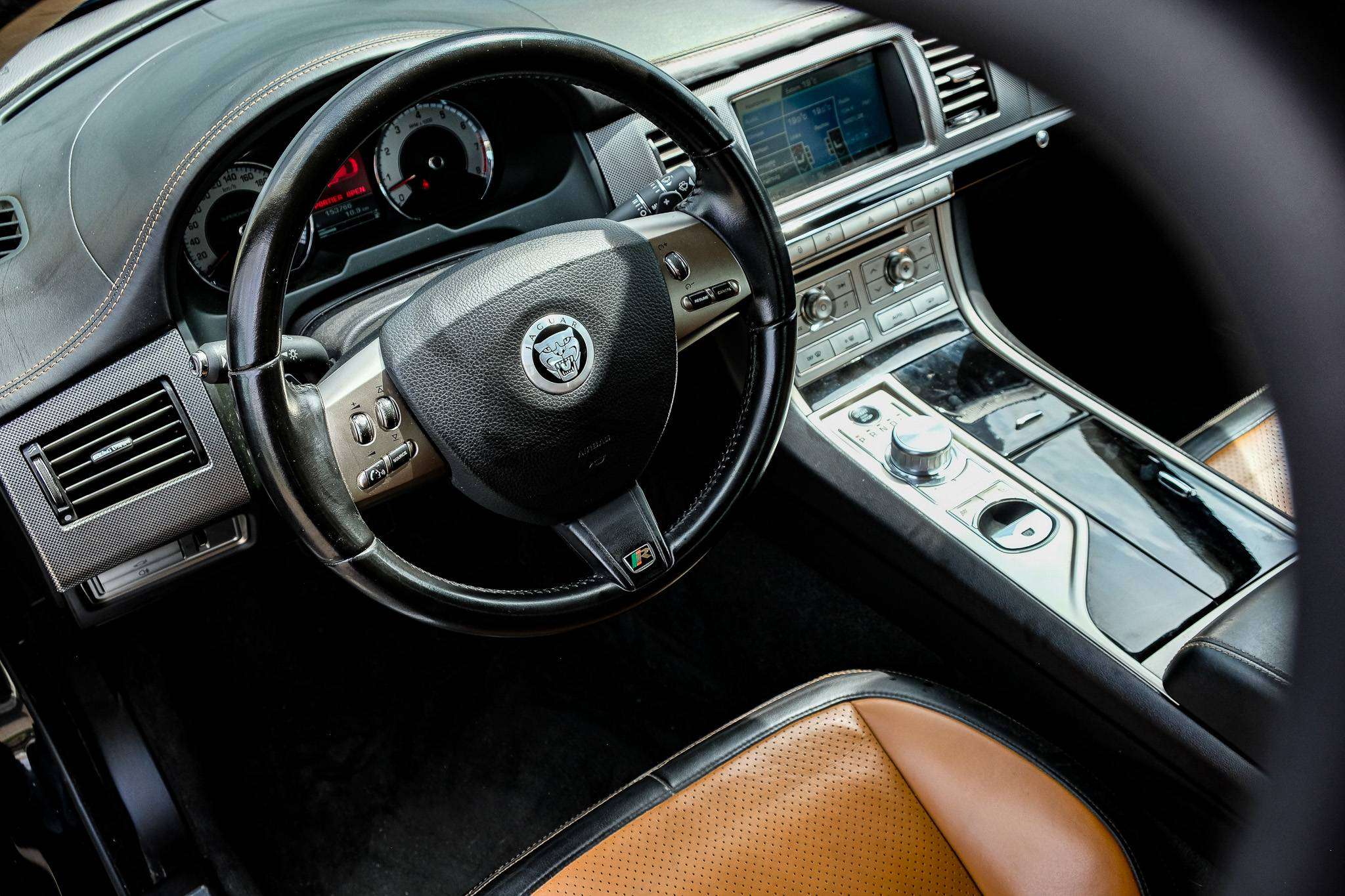 Jaguar XF XFR 5.0 V8 Compressor 510pk OpenDak Bowers&Wilkens