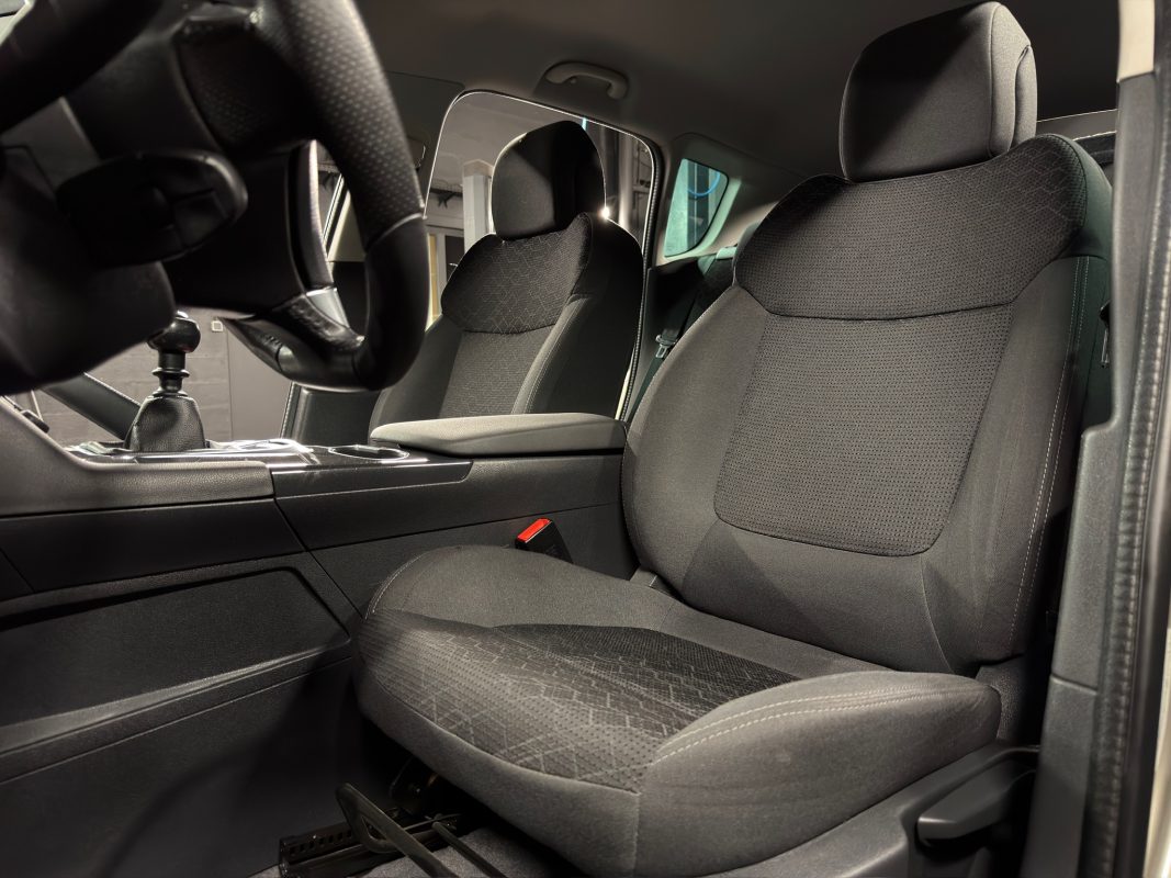Peugeot 3008 PHASE 2 STYLE 1.2 TURBO 130 Cv 1ERE MAIN / ORIGINE FRANCE CRIT AIR 1 - GARANTIE AN