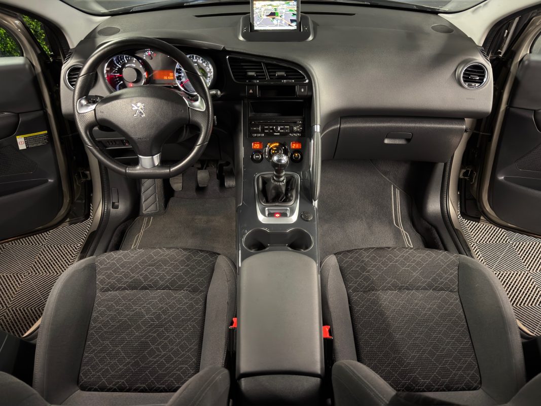 Peugeot 3008 PHASE 2 STYLE 1.2 TURBO 130 Cv 1ERE MAIN / ORIGINE FRANCE CRIT AIR 1 - GARANTIE AN