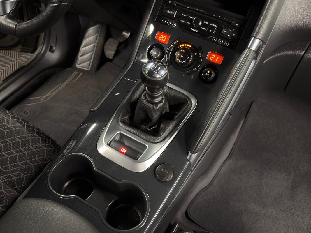 Peugeot 3008 PHASE 2 STYLE 1.2 TURBO 130 Cv 1ERE MAIN / ORIGINE FRANCE CRIT AIR 1 - GARANTIE AN