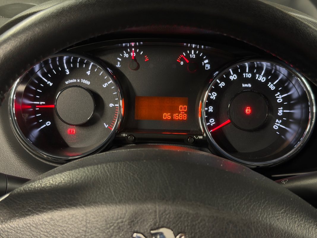 Peugeot 3008 PHASE 2 STYLE 1.2 TURBO 130 Cv 1ERE MAIN / ORIGINE FRANCE CRIT AIR 1 - GARANTIE AN