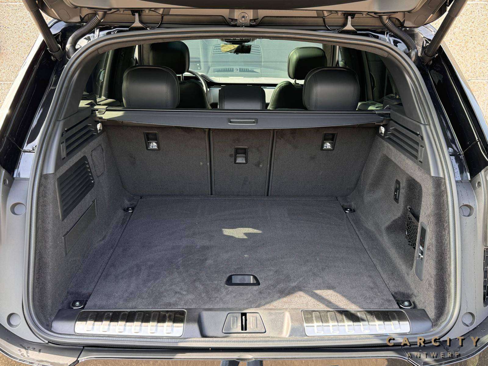 Land Rover Range Rover Sport P550e Autobiography | KOELFUNCTIE IN OPBERGVAK | MASSAGE | SOFT CLOSE | PANO | HUD | TREKHAAK |