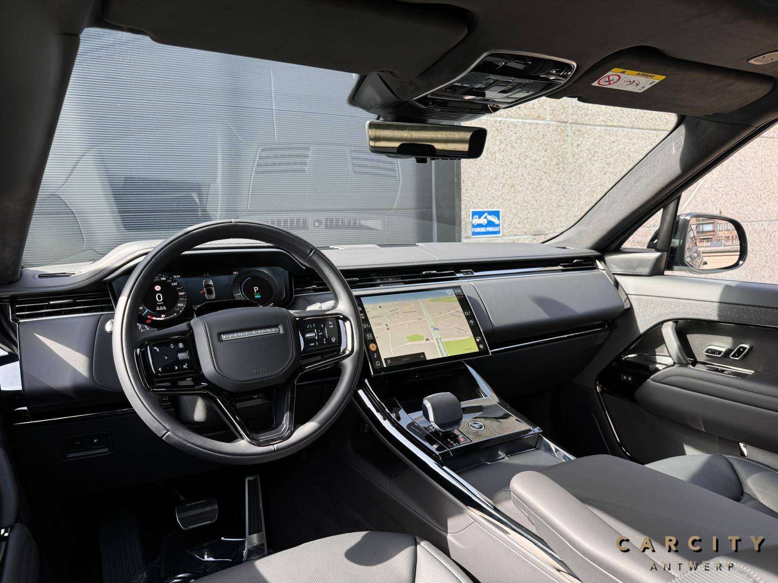 Land Rover Range Rover Sport P550e Autobiography | KOELFUNCTIE IN OPBERGVAK | MASSAGE | SOFT CLOSE | PANO | HUD | TREKHAAK |