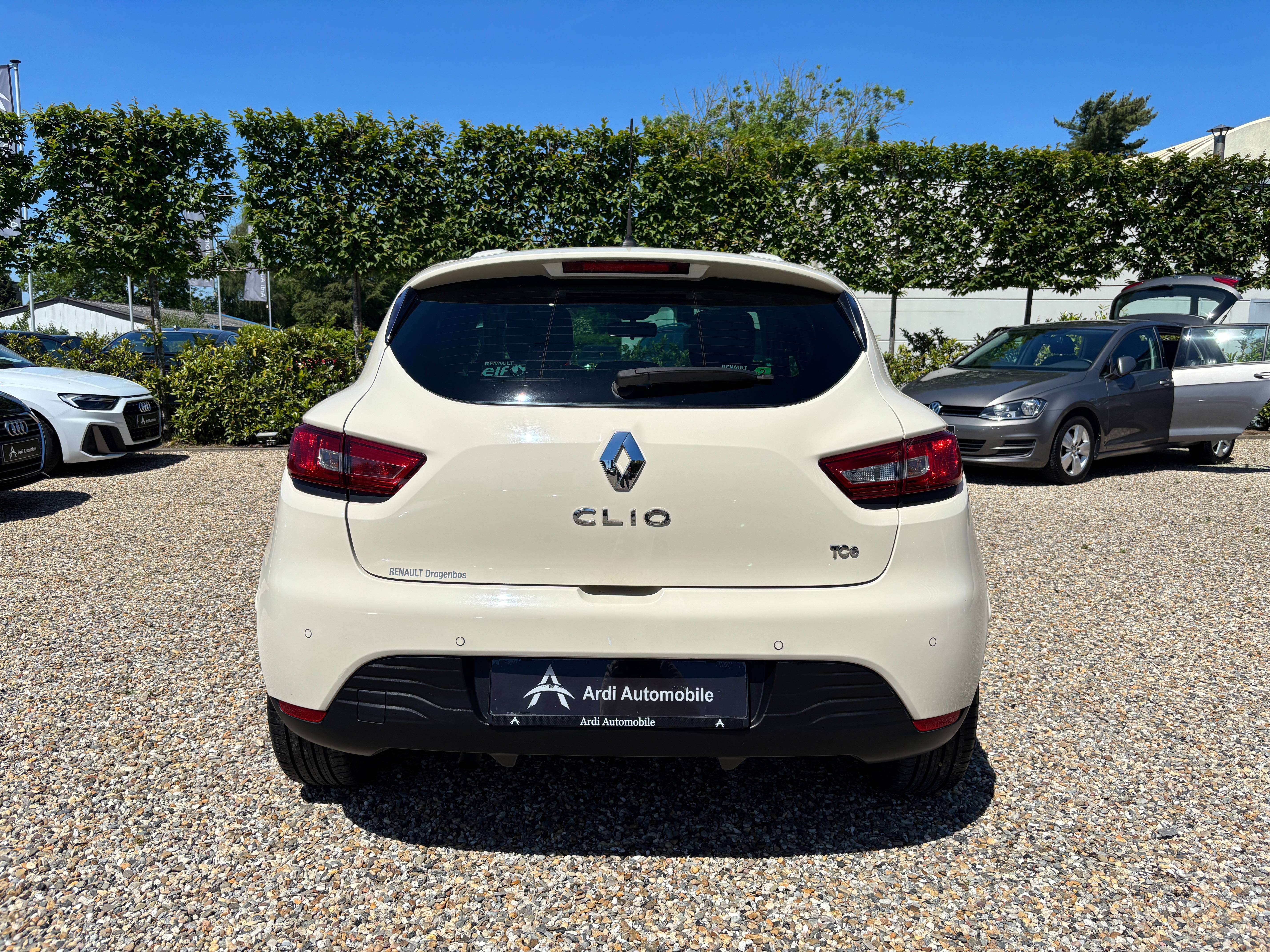 Renault Clio 0.9 TCe *TOIT PANO*CRUISE CONTROL*1ER PROPRIO*GARANTIE*
