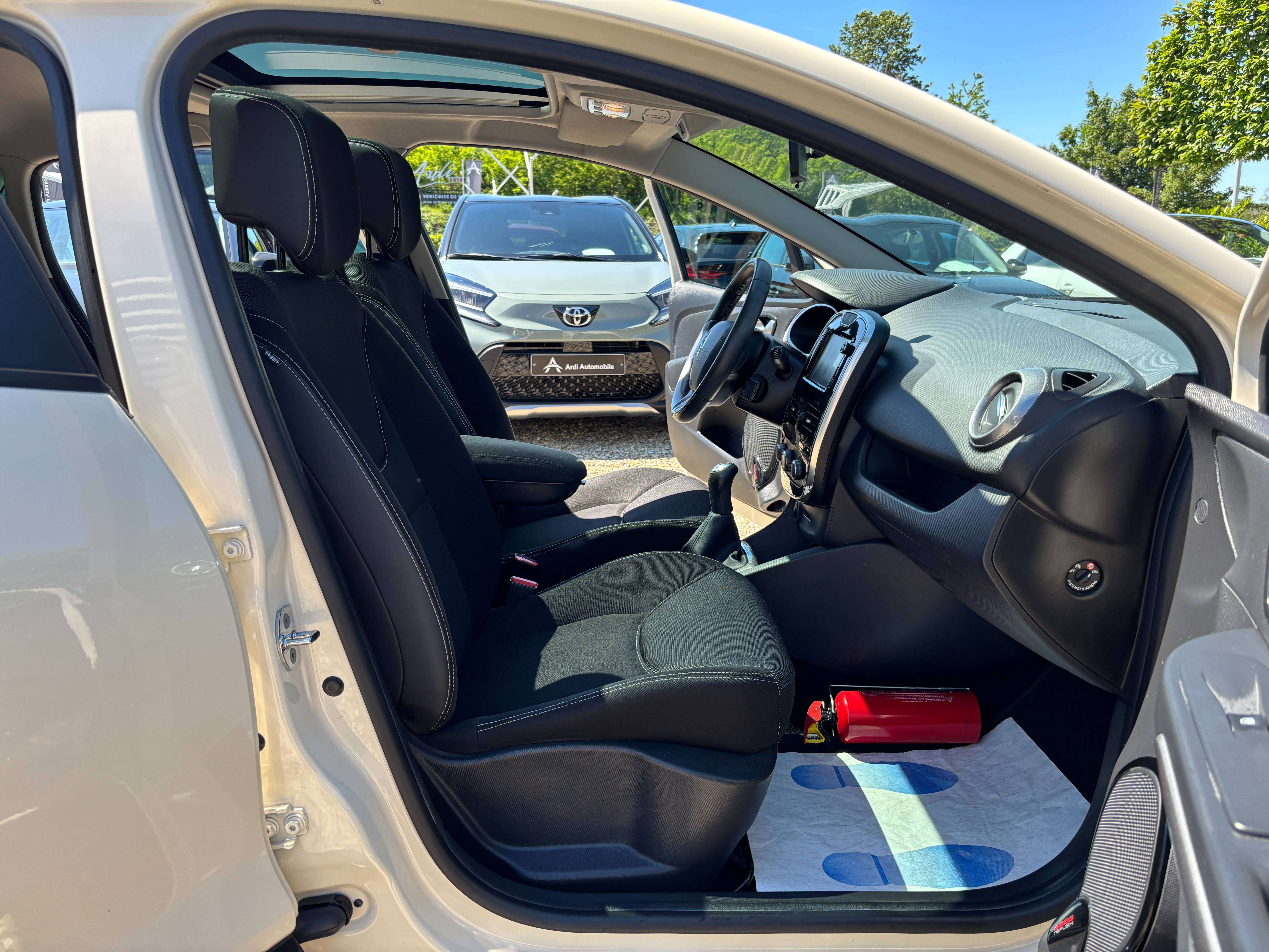 Renault Clio 0.9 TCe *TOIT PANO*CRUISE CONTROL*1ER PROPRIO*GARANTIE*