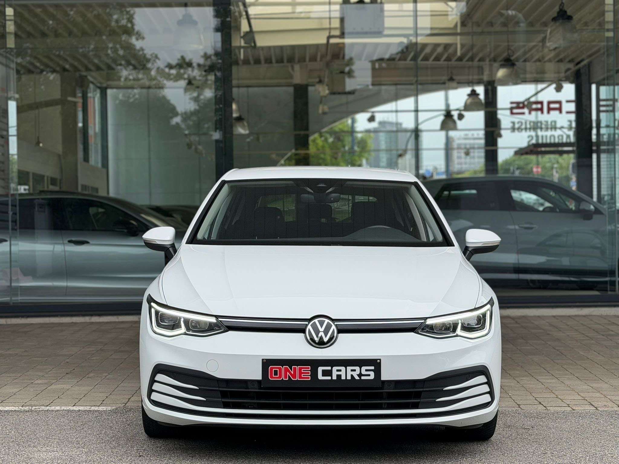 Volkswagen Golf 2.0TDi 115cv CARPLAY-ANDROID-COCKPIT-BIXENON-GPS-JA17-GAR 1AN