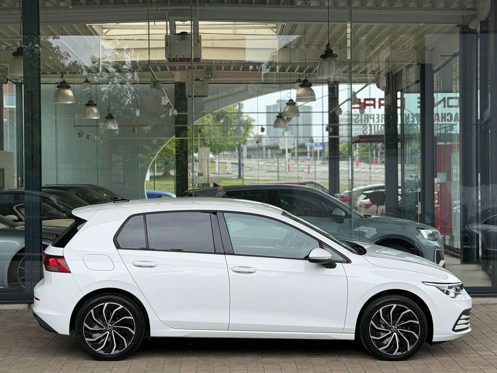 Volkswagen Golf 2.0TDi 115cv CARPLAY-ANDROID-COCKPIT-BIXENON-GPS-JA17-GAR 1AN