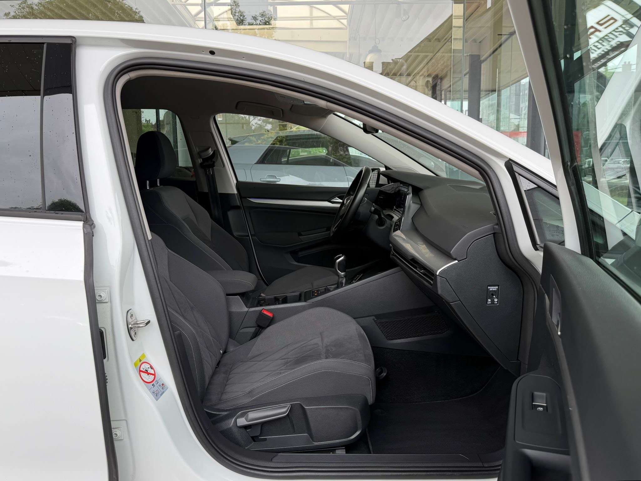 Volkswagen Golf 2.0TDi 115cv CARPLAY-ANDROID-COCKPIT-BIXENON-GPS-JA17-GAR 1AN