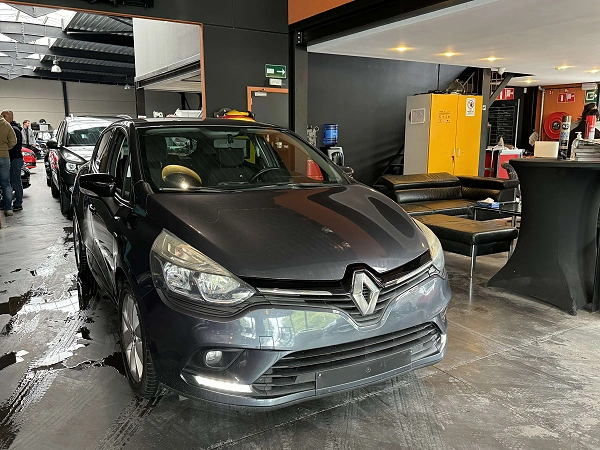 Renault Clio 0.9 TCe - A/C - MEDIA/TEL - NAVI - LIM/REG - STARTANDSTOP