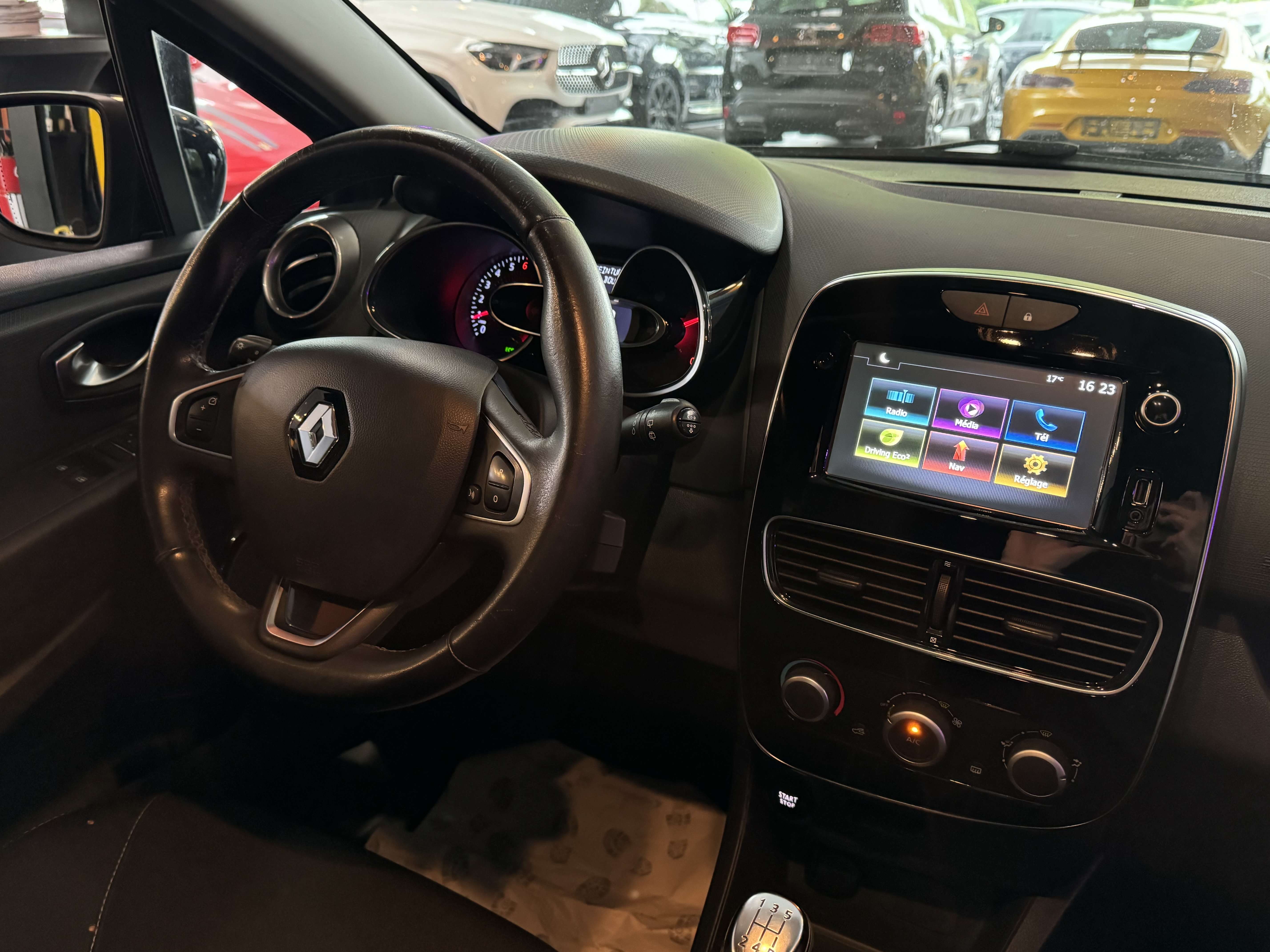 Renault Clio 0.9 TCe - A/C - MEDIA/TEL - NAVI - LIM/REG - STARTANDSTOP