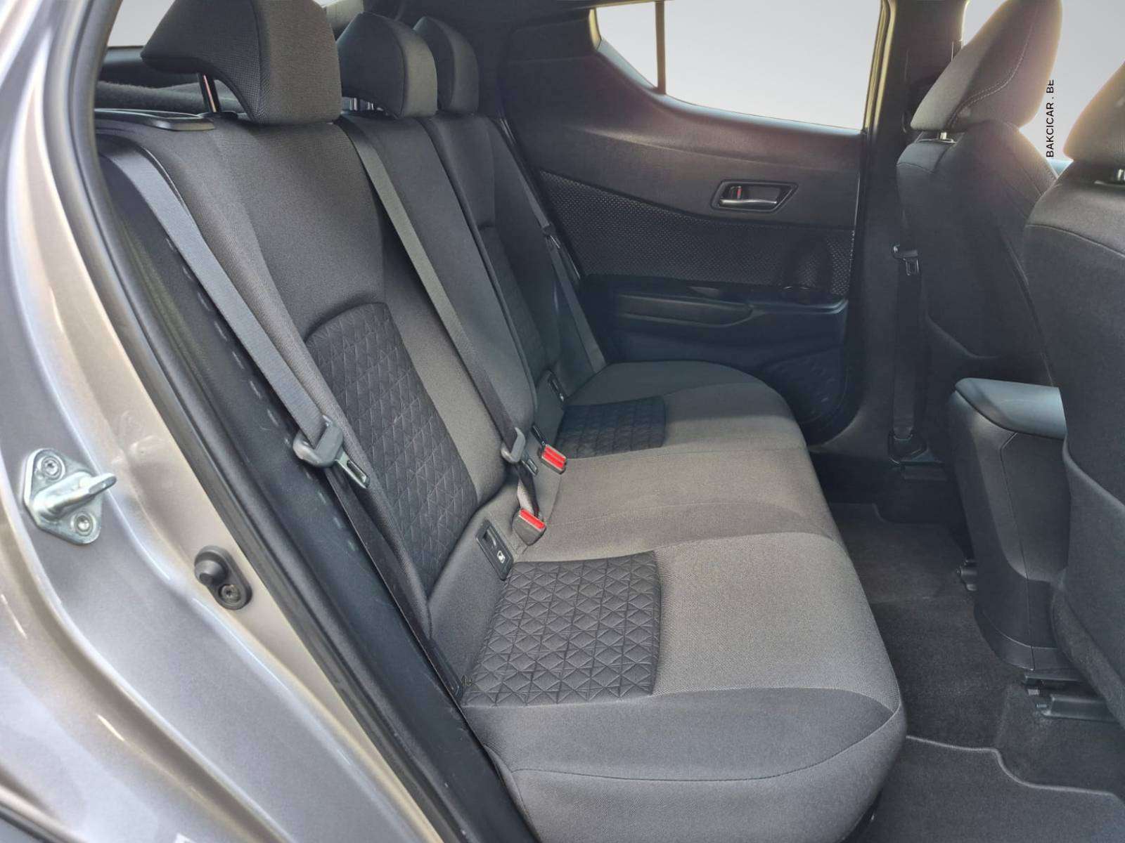 Toyota C-HR Hybrid 1.8i VVT-i C-Lub E-CVT - Garantie 12 Mois avec Entretien Effectué Toujours Suivi chez Toyota, Zone LEZ OK