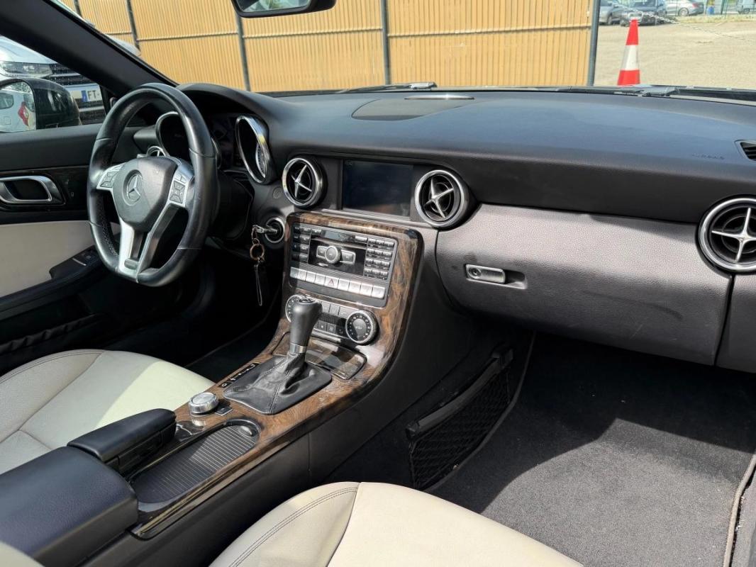 Mercedes-Benz Slk 2.2 250 CDI 205 BLUEEFFICIENCY TWIN 7G-TRONIC BVA-ENTRETIEN COMPLET MERCEDES