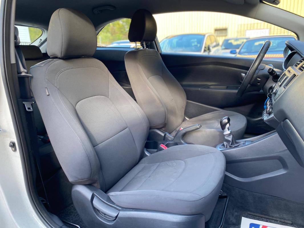Kia Rio III 1.1 CRDI Style ISG 3p