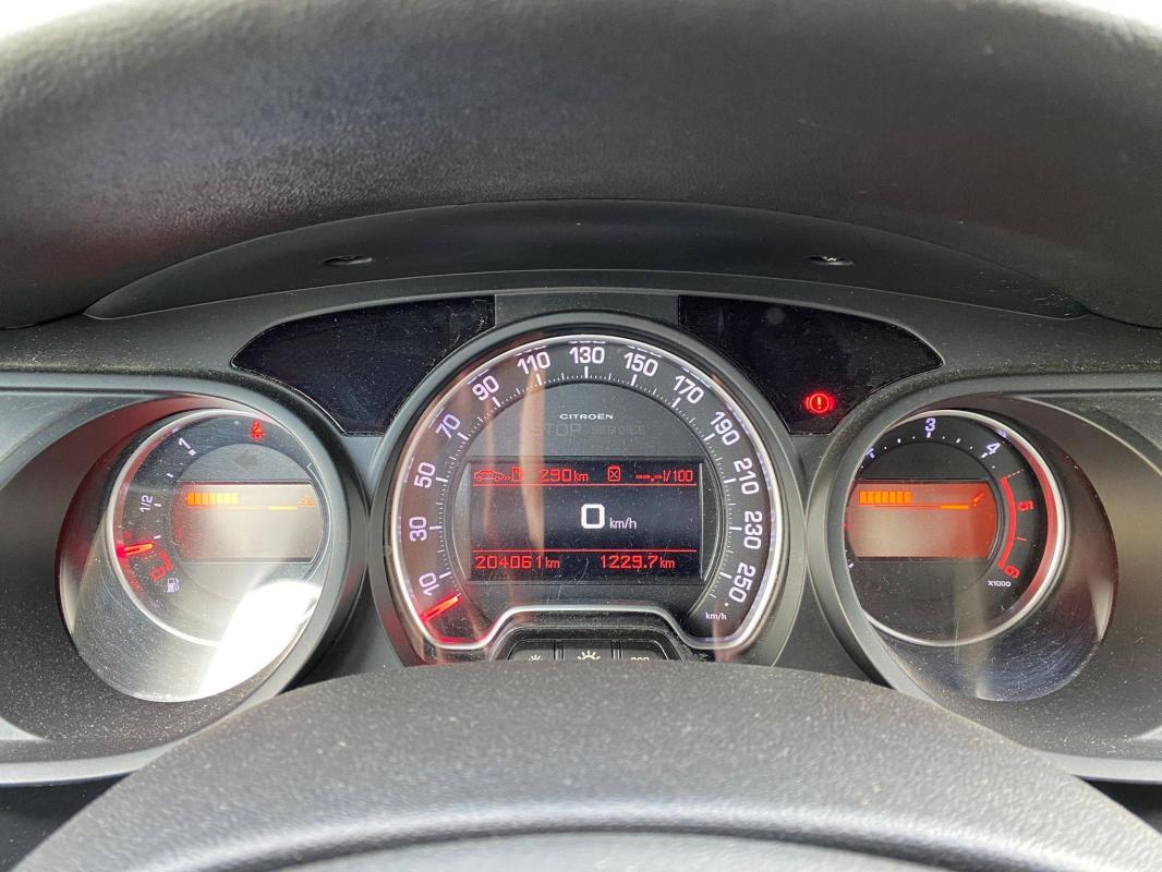 Citroen C5 II 2.0 HDi140 FAP Confort