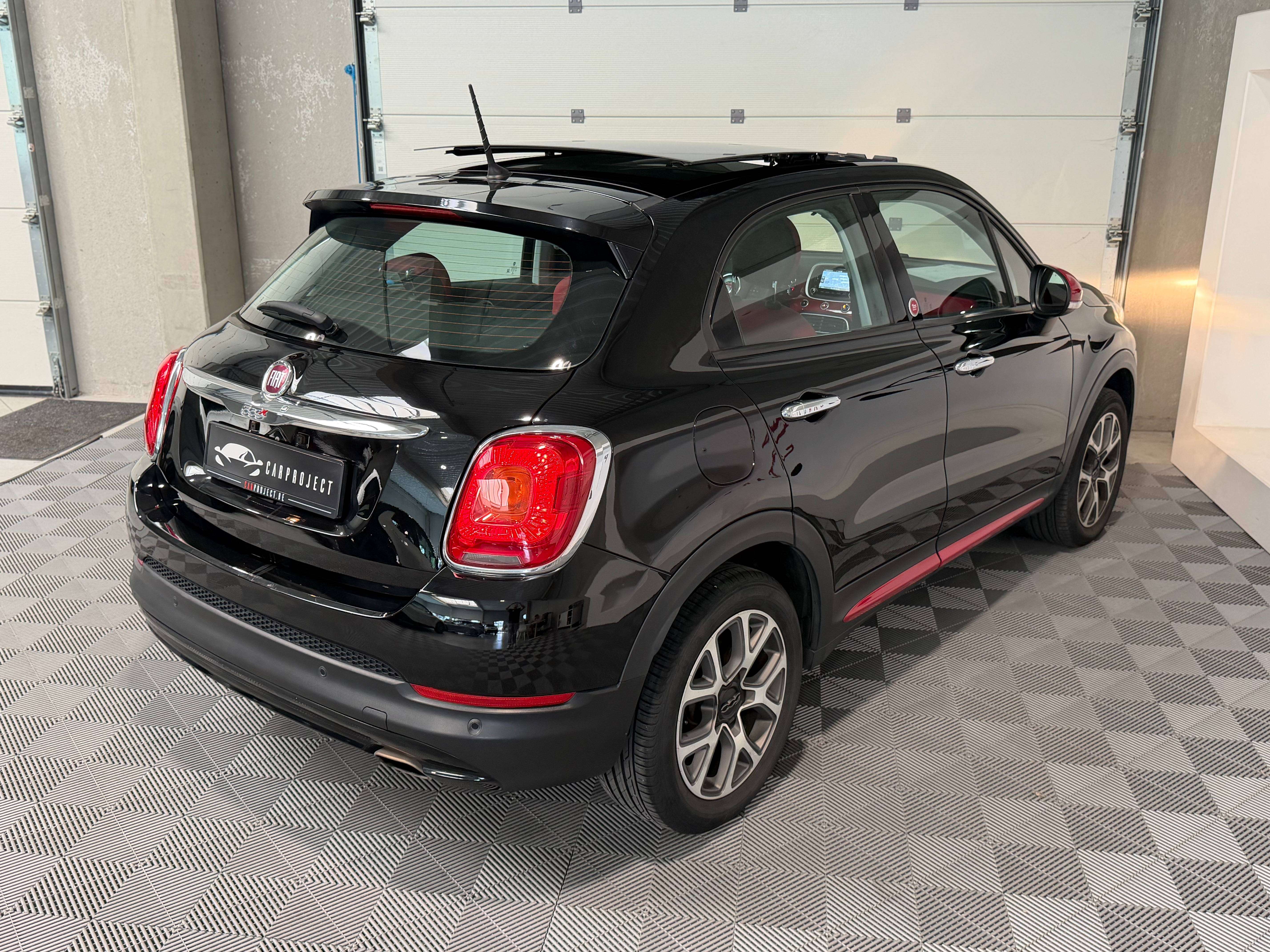 Fiat 500X 1.6i Rosso Amore, Toit Ouvrant, GPS, Capteurs AR, Climatisation