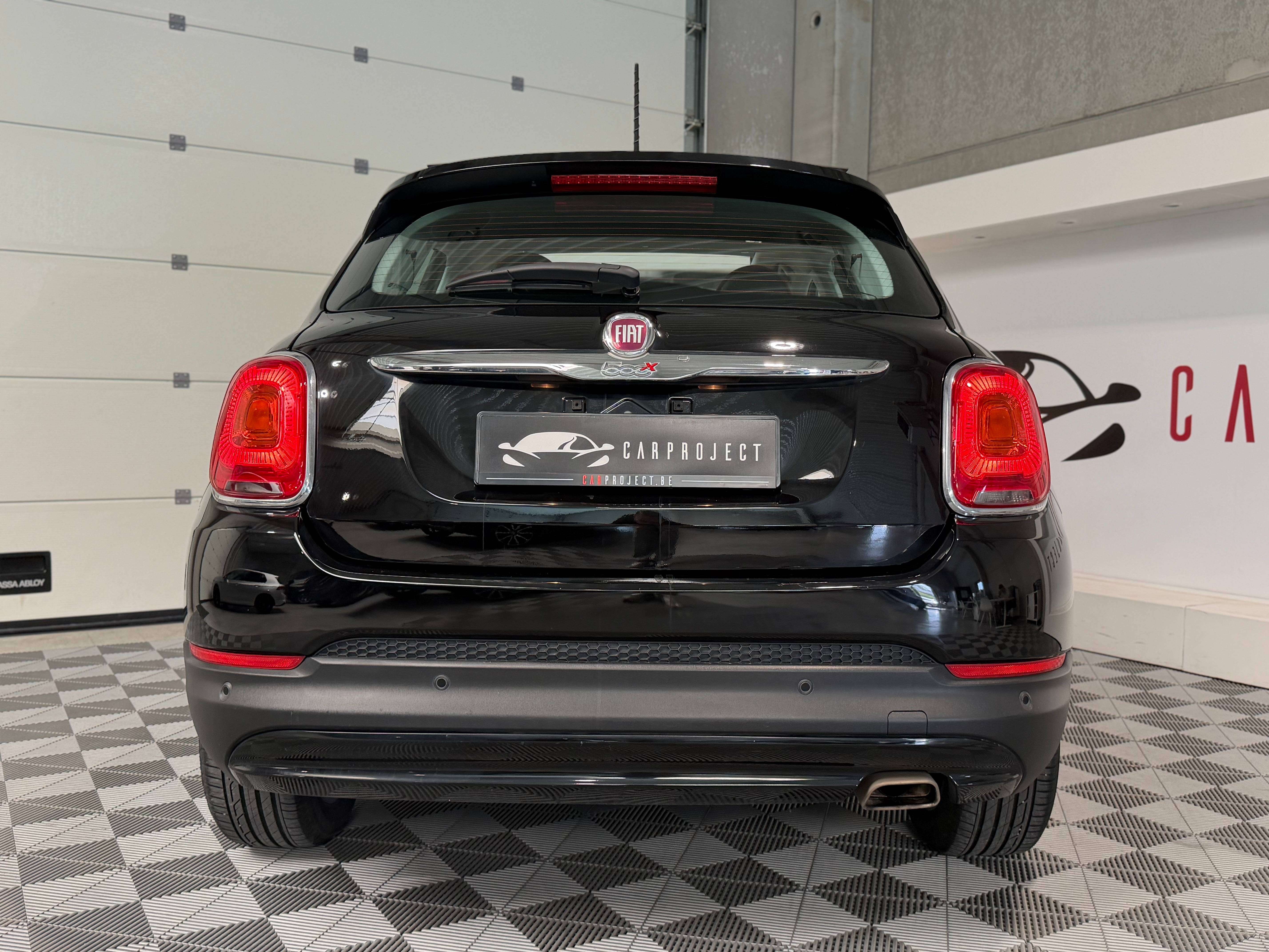 Fiat 500X 1.6i Rosso Amore, Toit Ouvrant, GPS, Capteurs AR, Climatisation