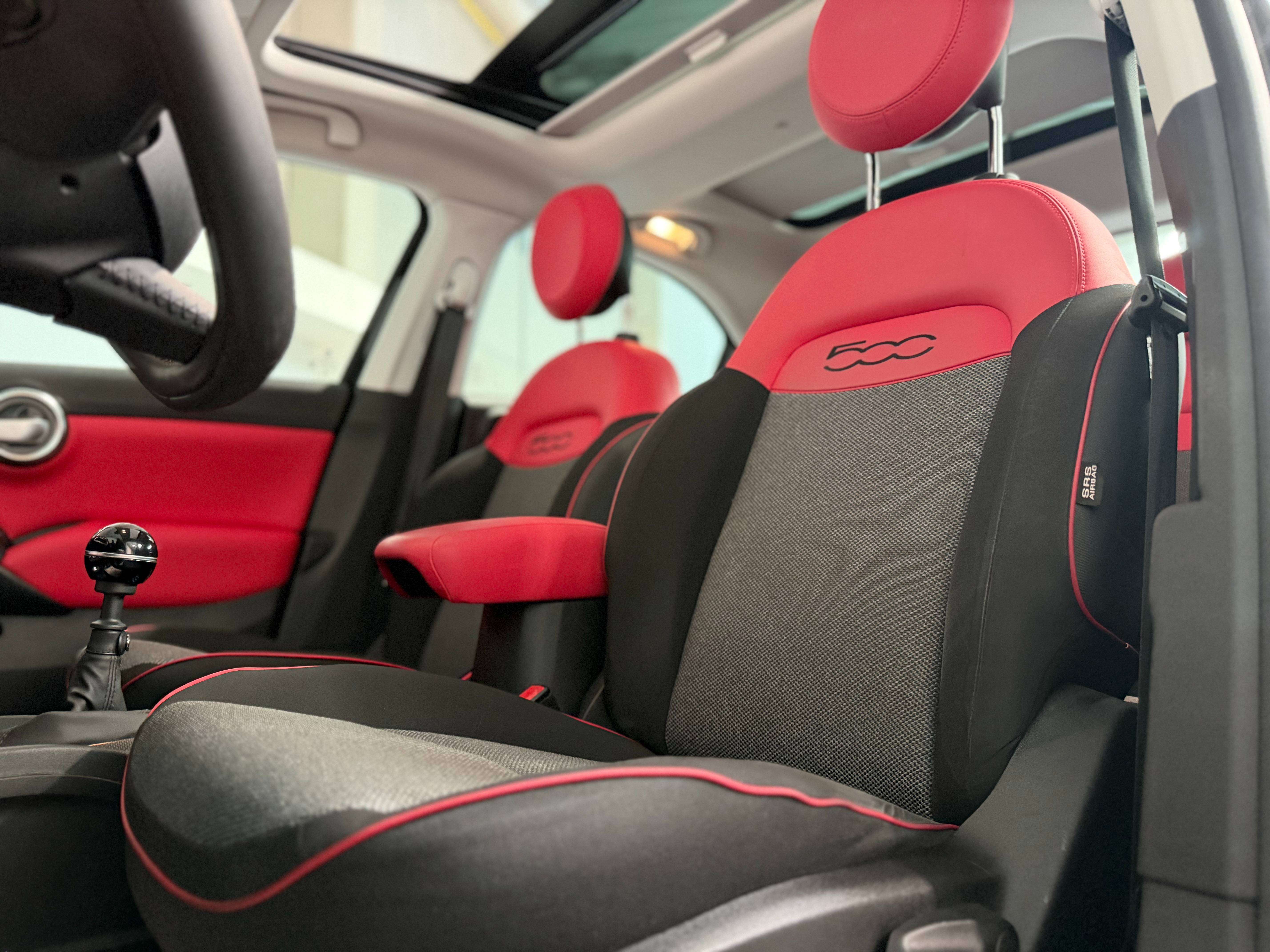Fiat 500X 1.6i Rosso Amore, Toit Ouvrant, GPS, Capteurs AR, Climatisation