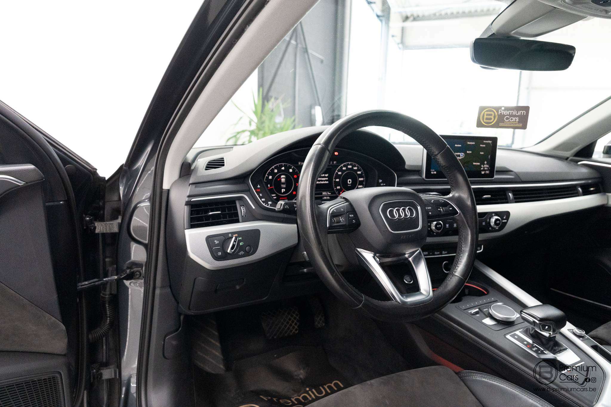 Audi A4 40 TFSI break S-sportline S-tronic! Acc, Pano, sfeer!