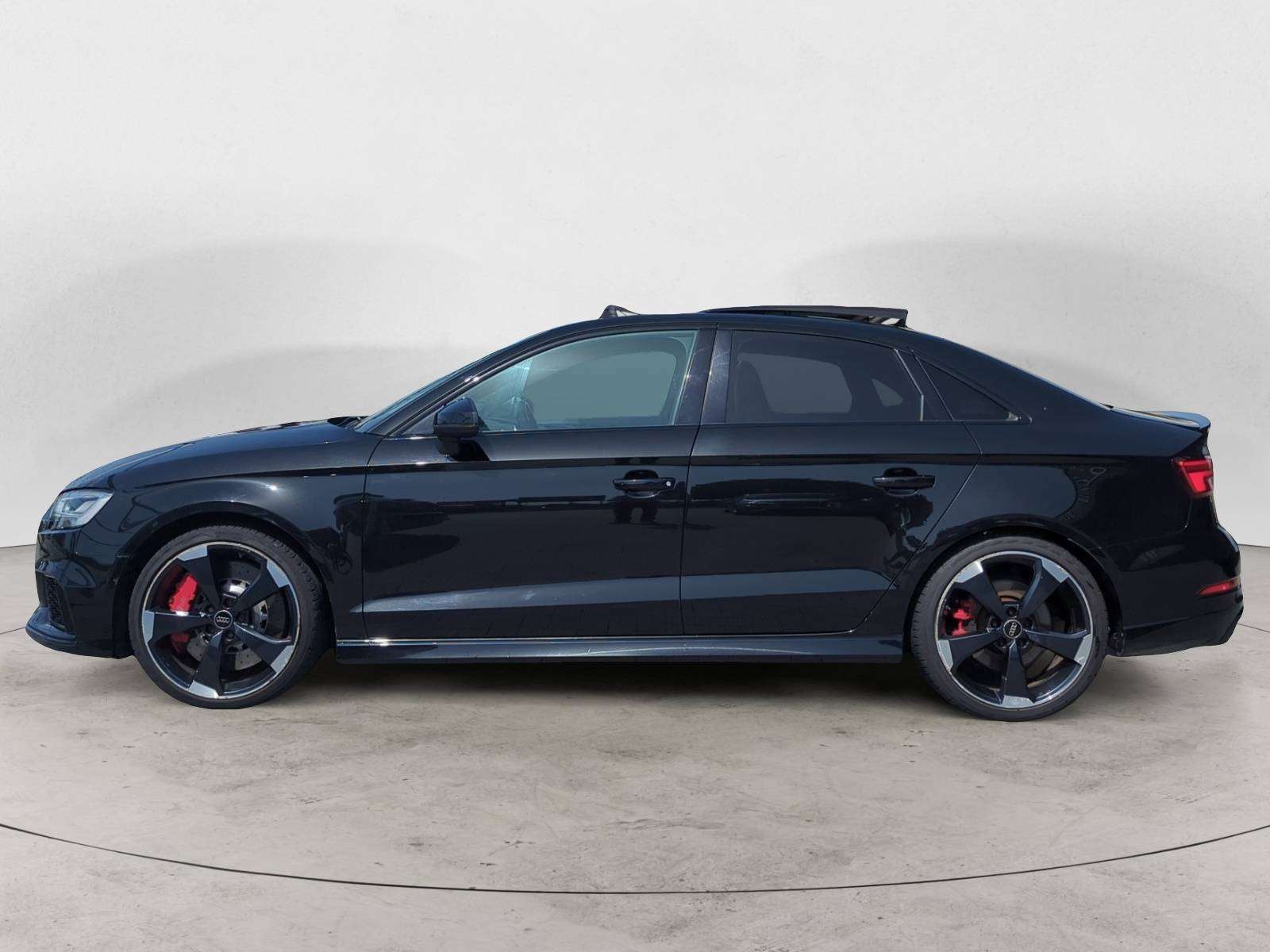 Audi RS3 Sedan 2.5 TFSI Quattro S tronic / Virtual Cockpit / Opendak / Cam
