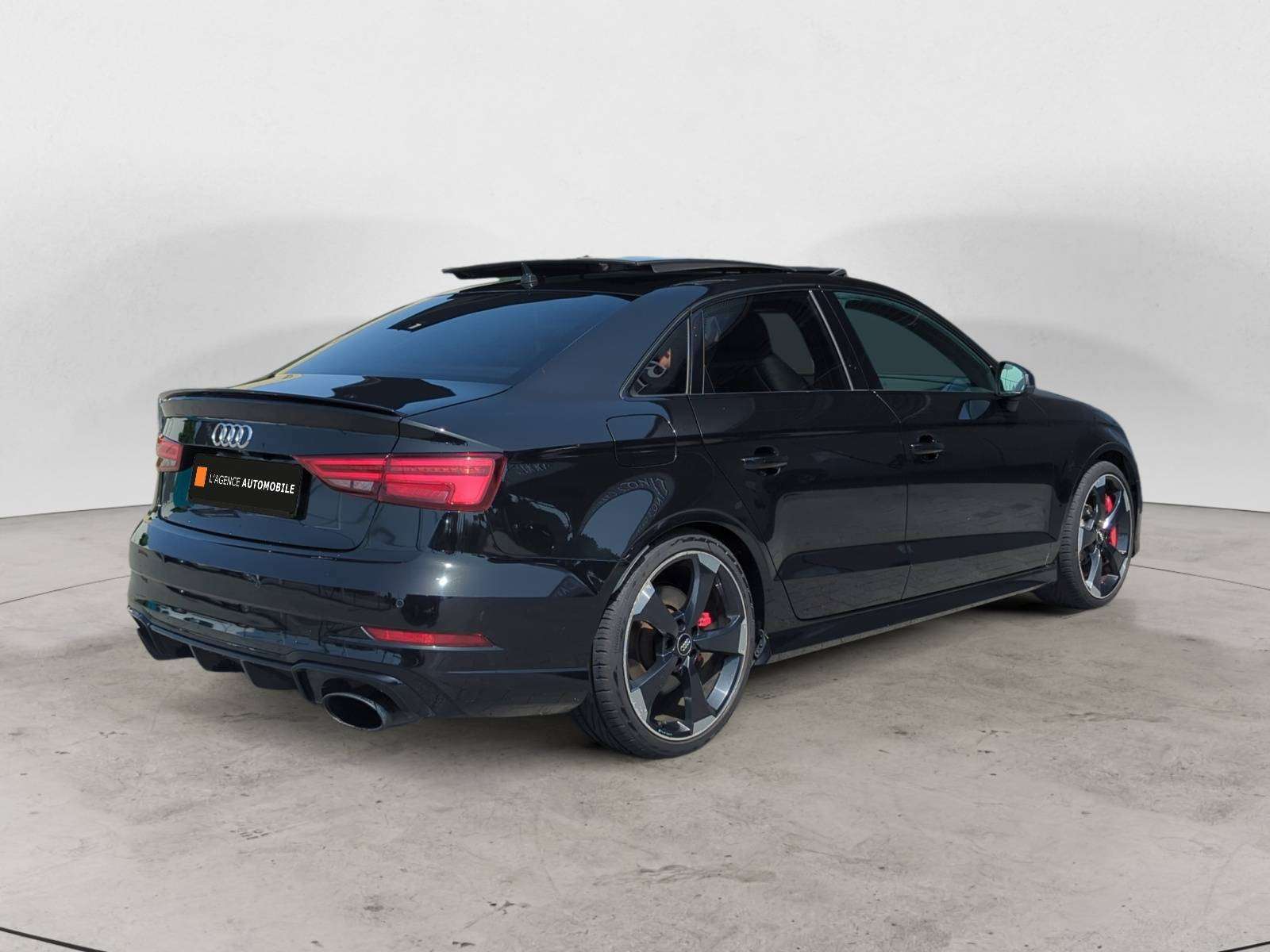 Audi RS3 Sedan 2.5 TFSI Quattro S tronic / Virtual Cockpit / Opendak / Cam