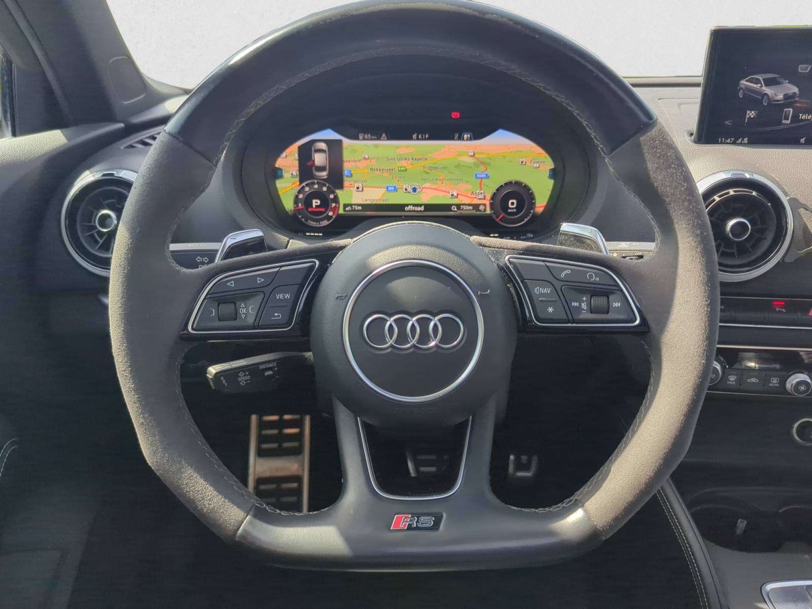 Audi RS3 Sedan 2.5 TFSI Quattro S tronic / Virtual Cockpit / Opendak / Cam