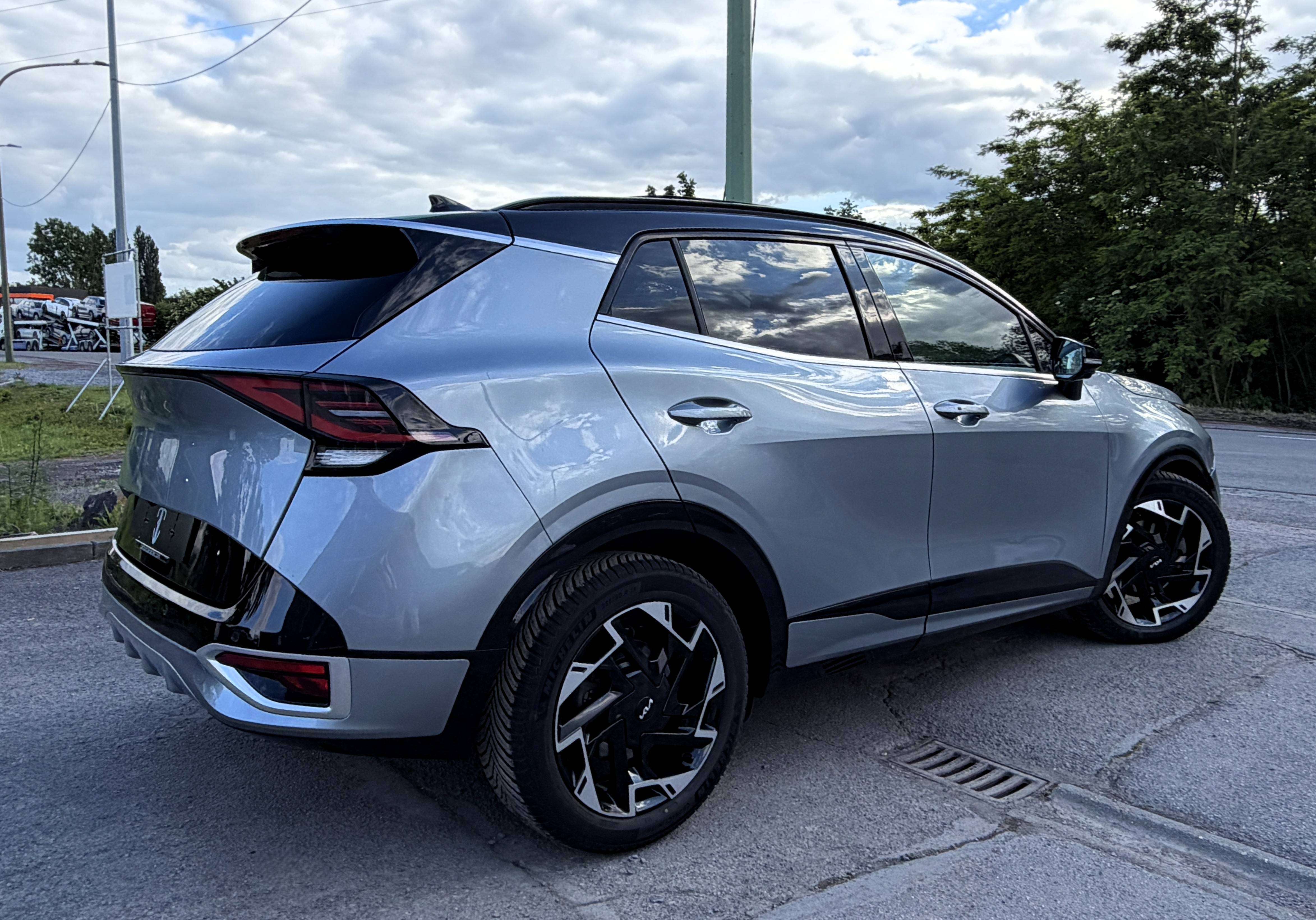Kia Sportage 1.6 T-GDi  MHEV GT Line DCT CUIR/PANO/CAMERA360/KEYLESS/HARMAN&KARDON/GARANTIE KIA