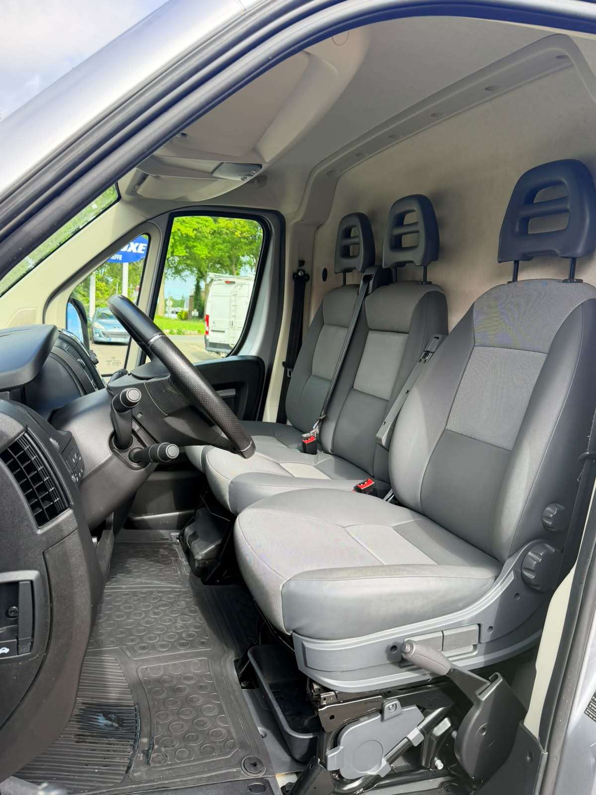 Peugeot Boxer 2.2 HDI 140CV L2 H2 UTILITAIRE TVA DEDUC
