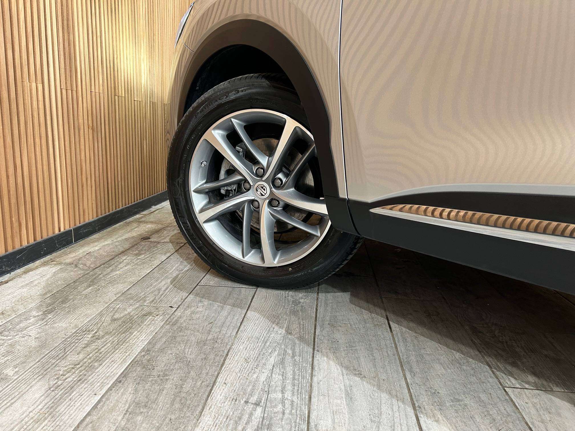 MG EHS 1.5T PHEV Luxury Alu18"/Acc/Pano/Led/Leder/SportZet/Gps/Cam360/Keyless *1j garantie*