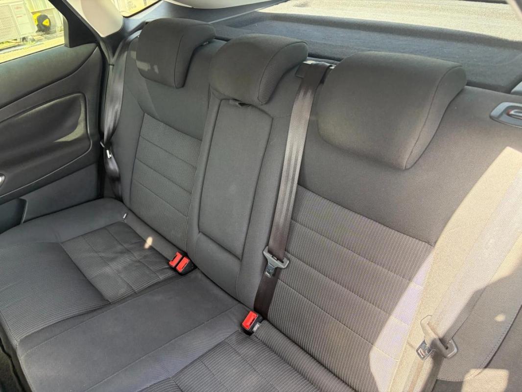 Ford Mondeo 1.8 TDCI 125 TITANIUM -VEHICULE EN BON ETAT- ENTRETIEN COMPLET A JOUR-DISTRIBUTION OK