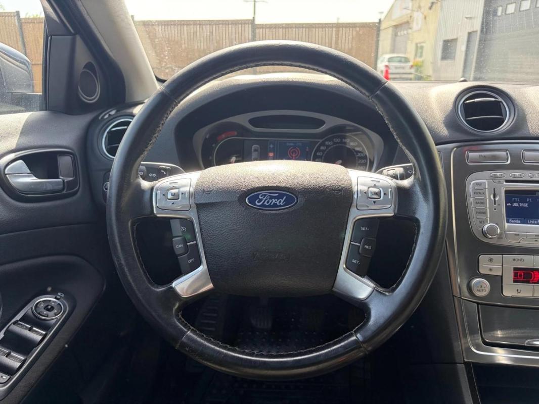 Ford Mondeo 1.8 TDCI 125 TITANIUM -VEHICULE EN BON ETAT- ENTRETIEN COMPLET A JOUR-DISTRIBUTION OK