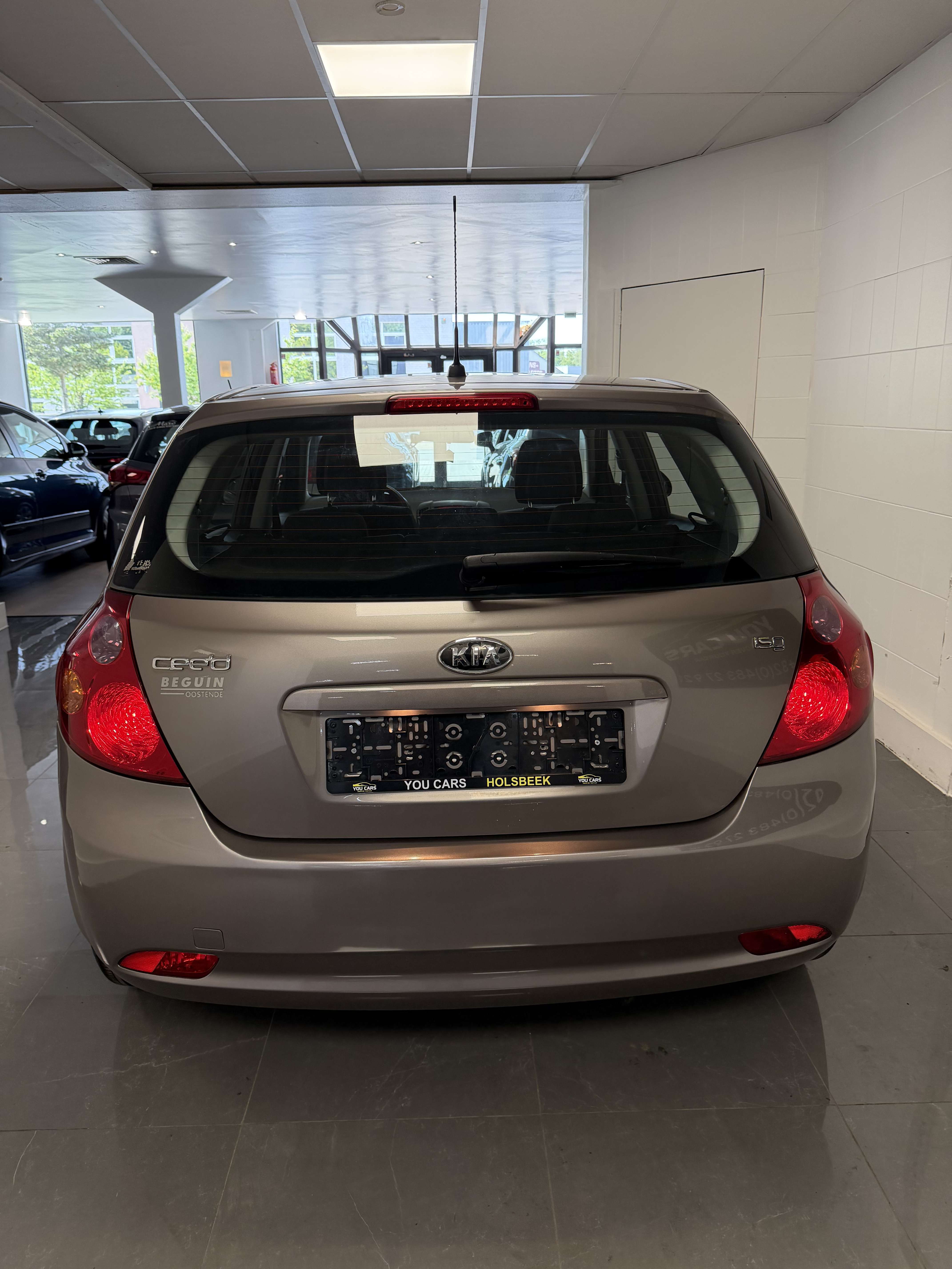 Kia Ceed / cee'd 1.4i EX 1 Jaar Garantie