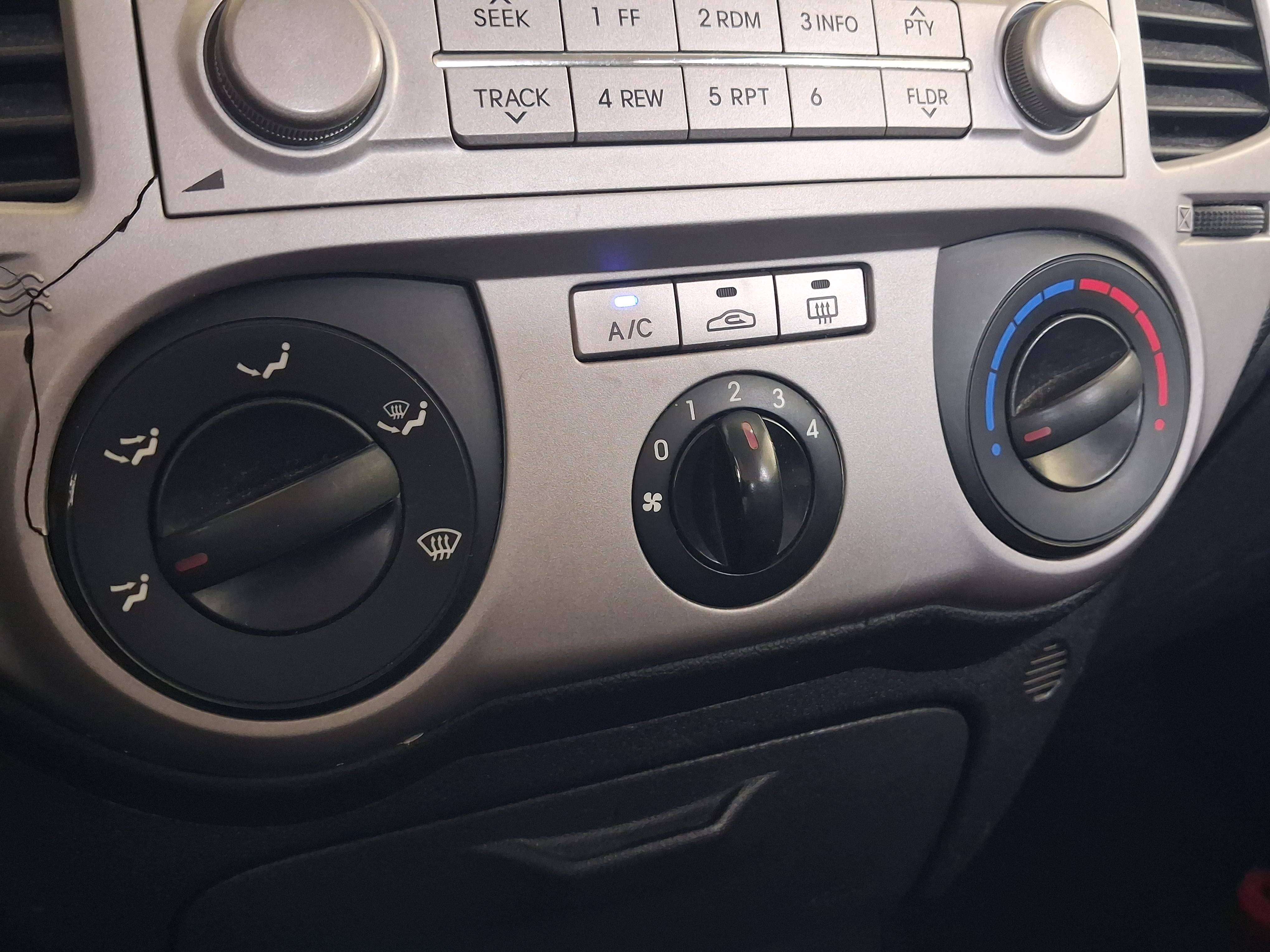 Hyundai i20 i20 1.4 CRDi Comfort Blue FAP/EXPORT/MARCHAND/NO CONTROLE/NO GARANTIE