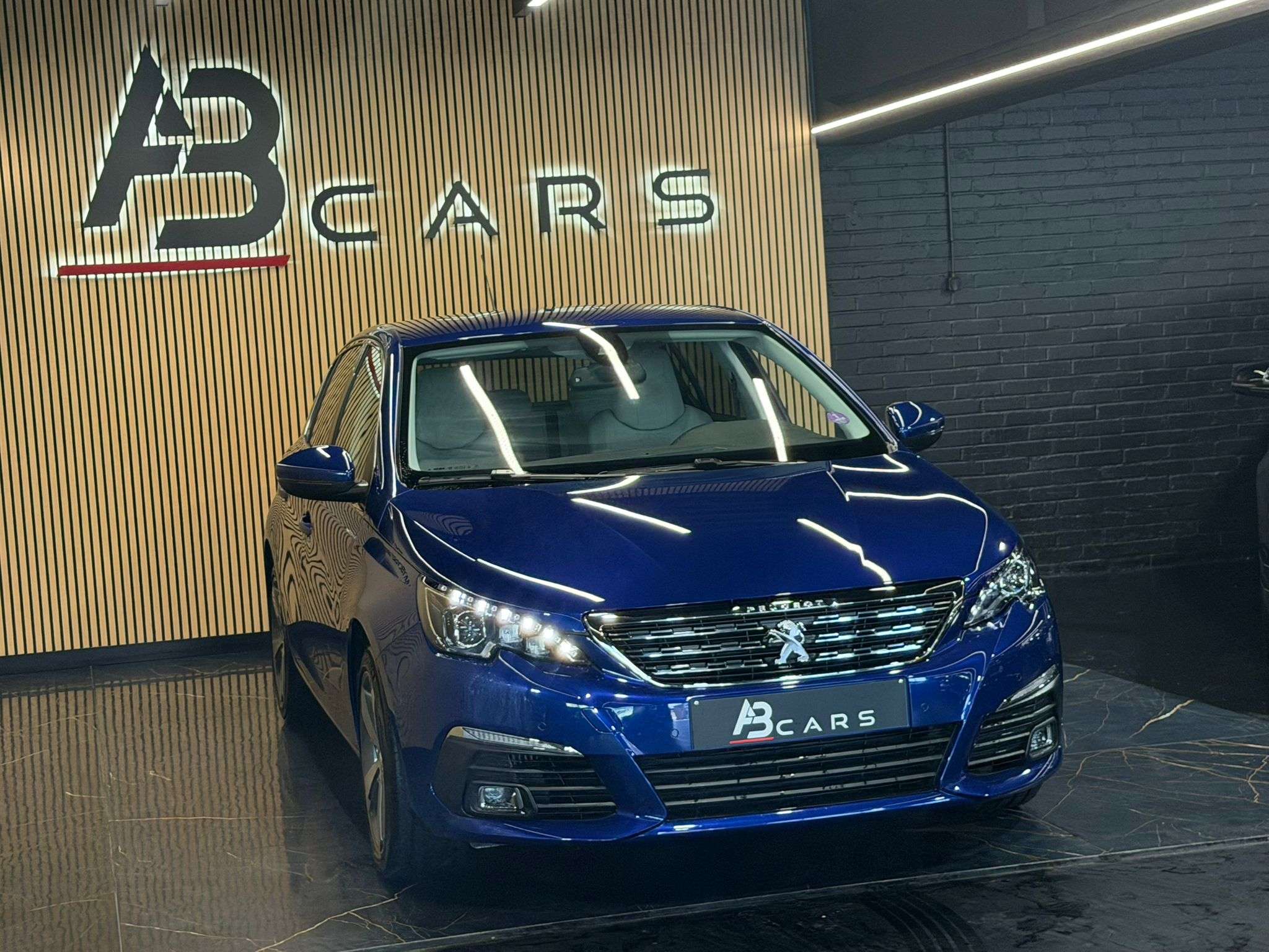 Peugeot 308 1.2i * ALLURE SPORT * GARANTIE 12 MOIS * 1ER PROP *