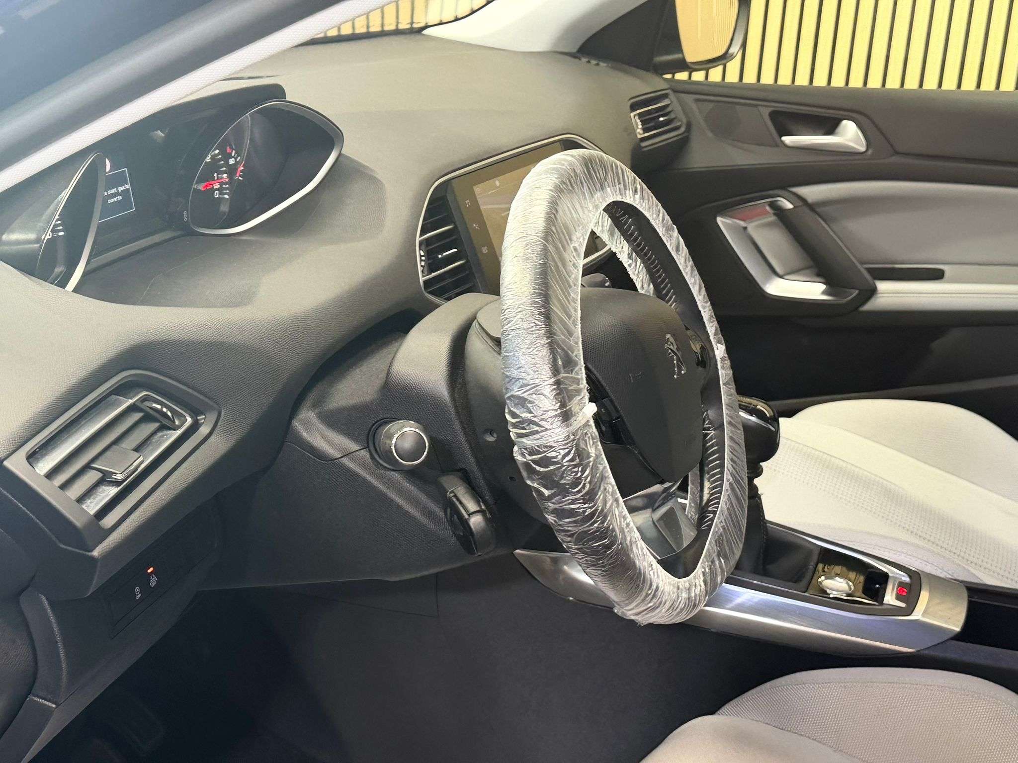 Peugeot 308 1.2i * ALLURE SPORT * GARANTIE 12 MOIS * 1ER PROP *