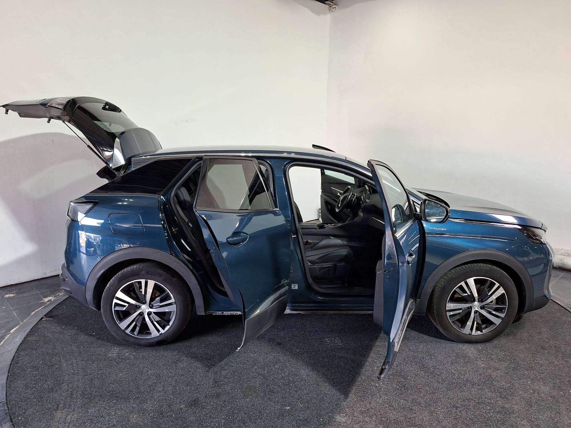 Peugeot 3008 3008 1.6 Hybrid4 300 PHEV Allure Pack