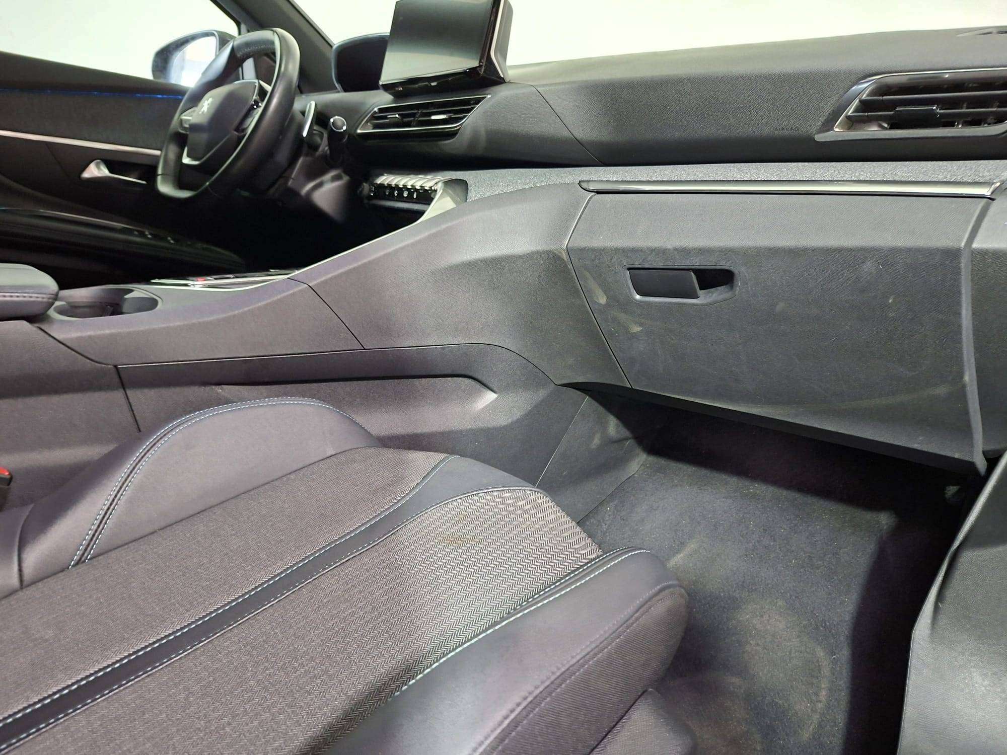 Peugeot 3008 3008 1.6 Hybrid4 300 PHEV Allure Pack