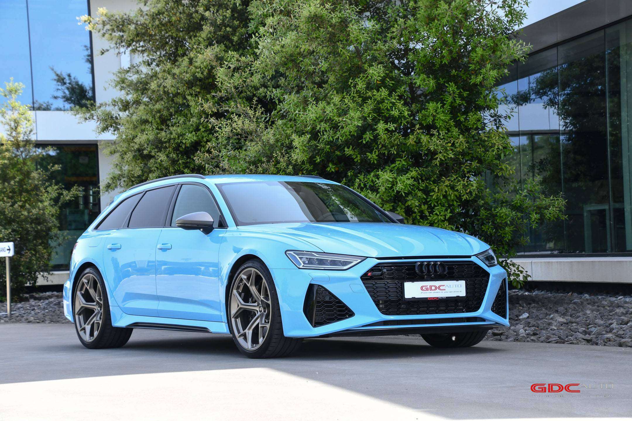 Audi RS6 RS6 Avant Performance l Audi Exclusive l Sportuitlaat l B&O