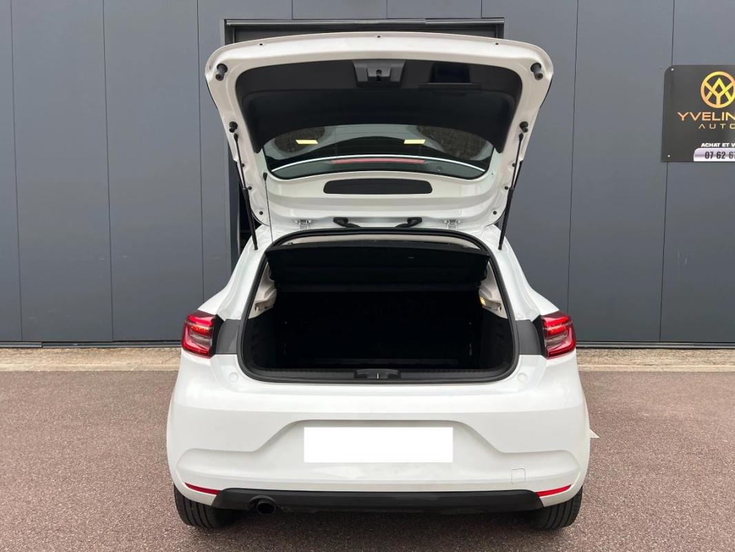 Renault Clio 5 (V) | TCE 90 BUSINESS 1ER MAIN FR SUIVI SOCIETE 2 PL. GC943
