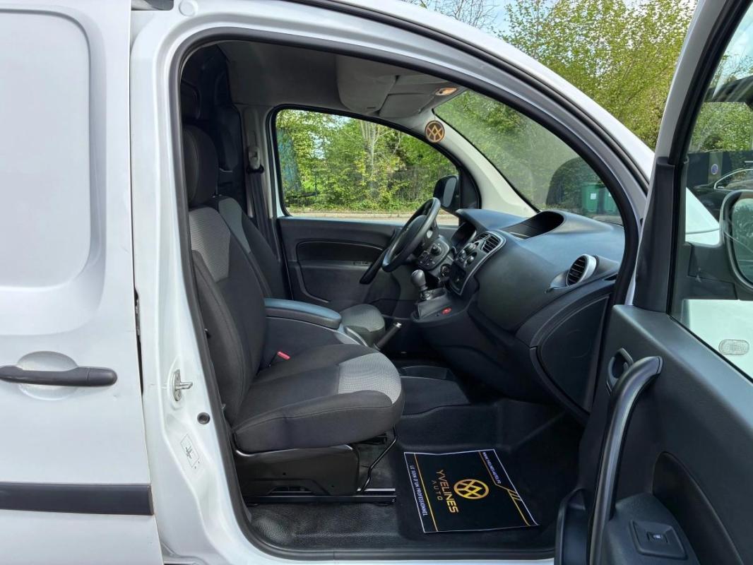 Renault Kangoo Express FOURGON 1.5 BDCI 95 | RADAR DE RECUL GPS SUIVI COMPLET FAIBLE KM FQ952