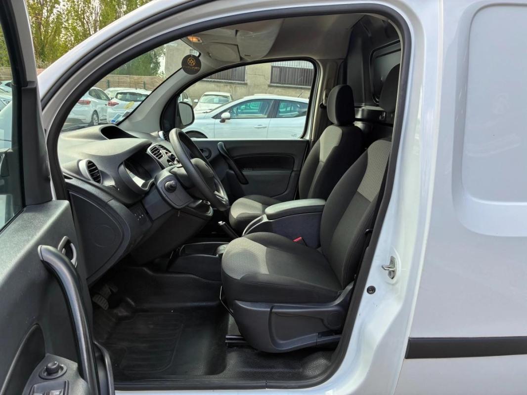 Renault Kangoo Express FOURGON 1.5 BDCI 95 | RADAR DE RECUL GPS SUIVI COMPLET FAIBLE KM FQ952