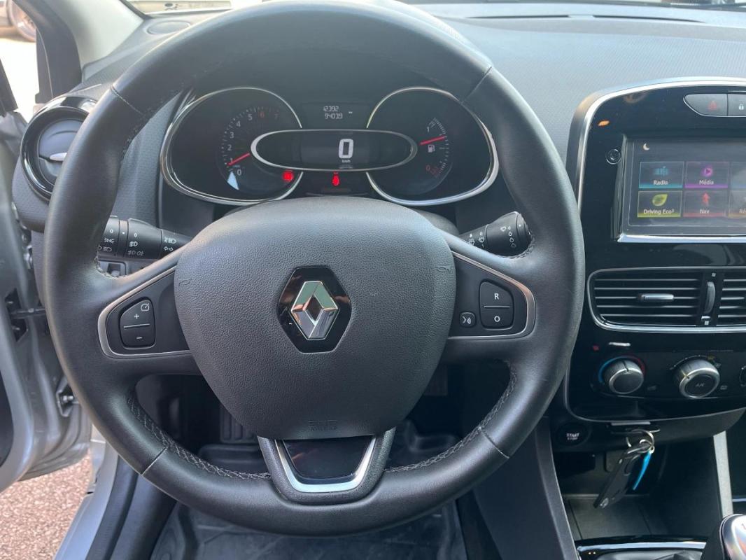 Renault Clio 5 (V) | TCE 90 BUSINESS 1ERE MAIN FR SUIVI FAIBLE KILOMETRAGE FB081