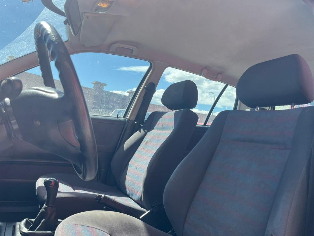 Volkswagen Polo 1.4 ESSENCE 60 CH EMBRAYAGE & DISTRI NEUFS | ENTIÈREMENT RÉVISÉE GARANTIE